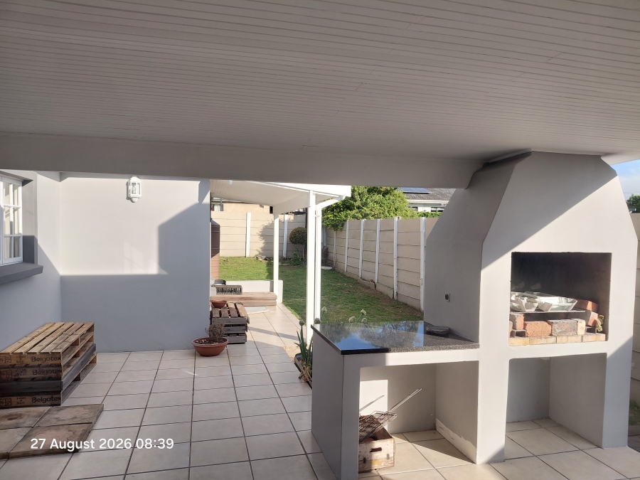 To Let 3 Bedroom Property for Rent in Mount Pleasant Eastern Cape